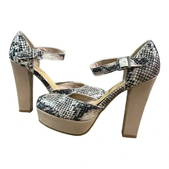 Unlisted Kenneth Cole Women's Full Circle Snake Skin Pattern Pumps Size 6.5 - Picture 9 of 10